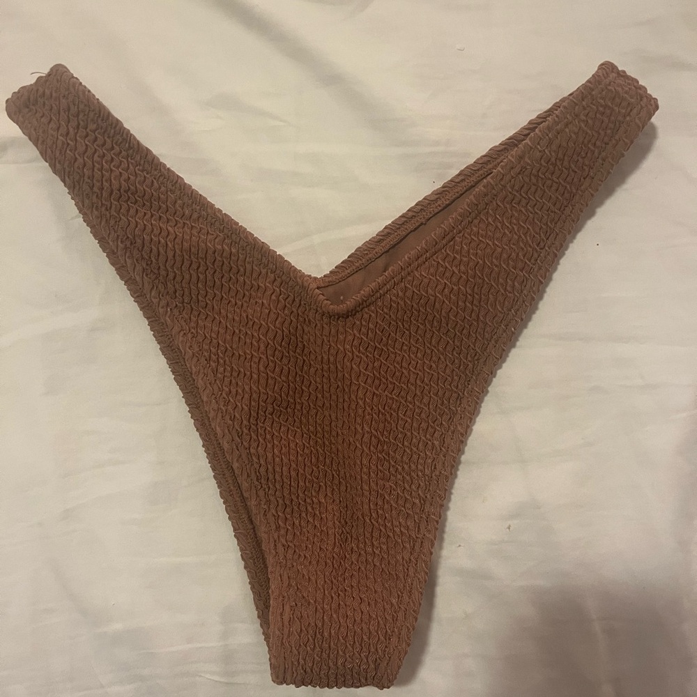 *Never Worn* Women’s Brown Textured TJ Swim Bottoms